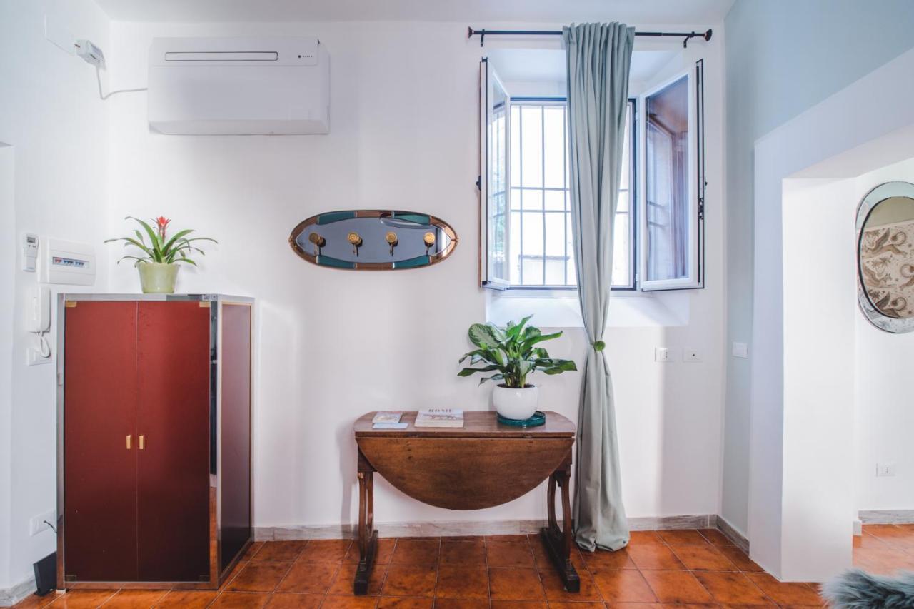 Appartement La Vetrina, The Renaissance Charme Of Piazza Navona à Rome Extérieur photo